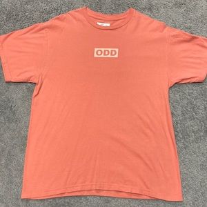 Minimal Basic Tee - The Oddest